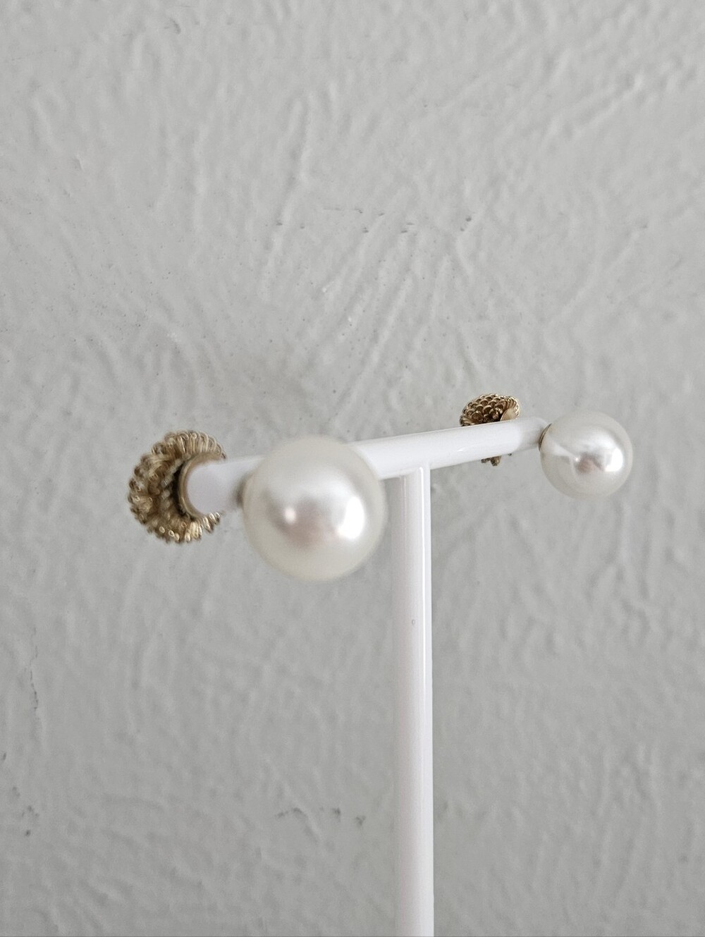 NWOT Sugarfix By Baublebar Double Ended Pearl/Gold Wire Dome Stud Earrings